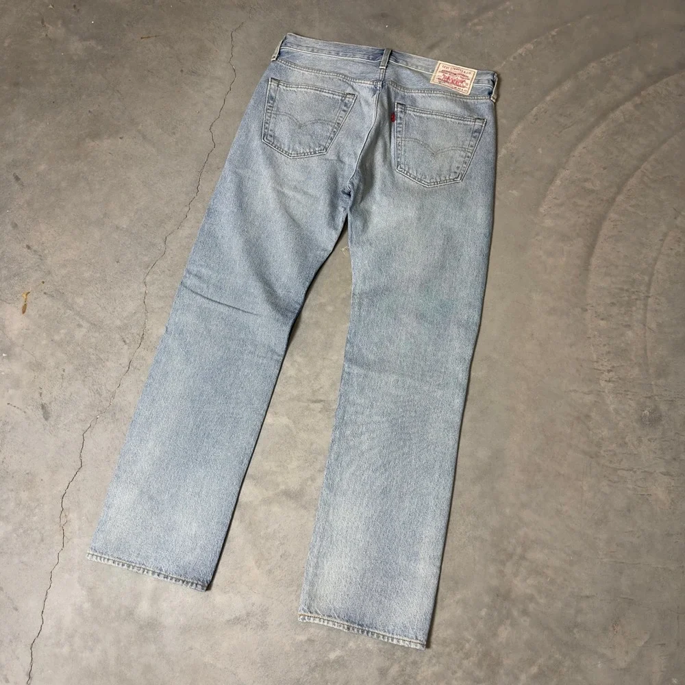 Levi's Premium 501 Original Jeans Mens‎ 34x32 Light Wash Distressed Baggy Denim